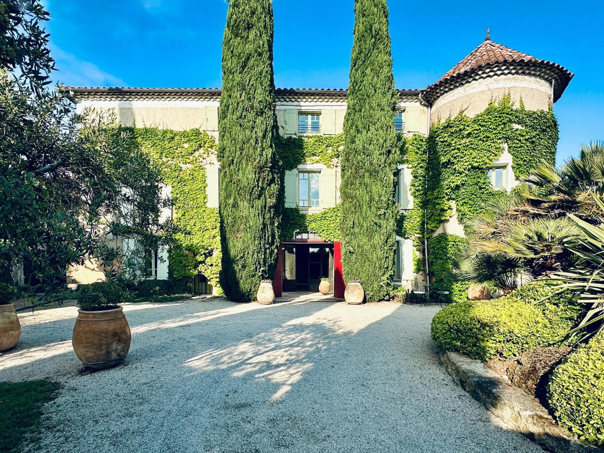 La Ponche Apartment *